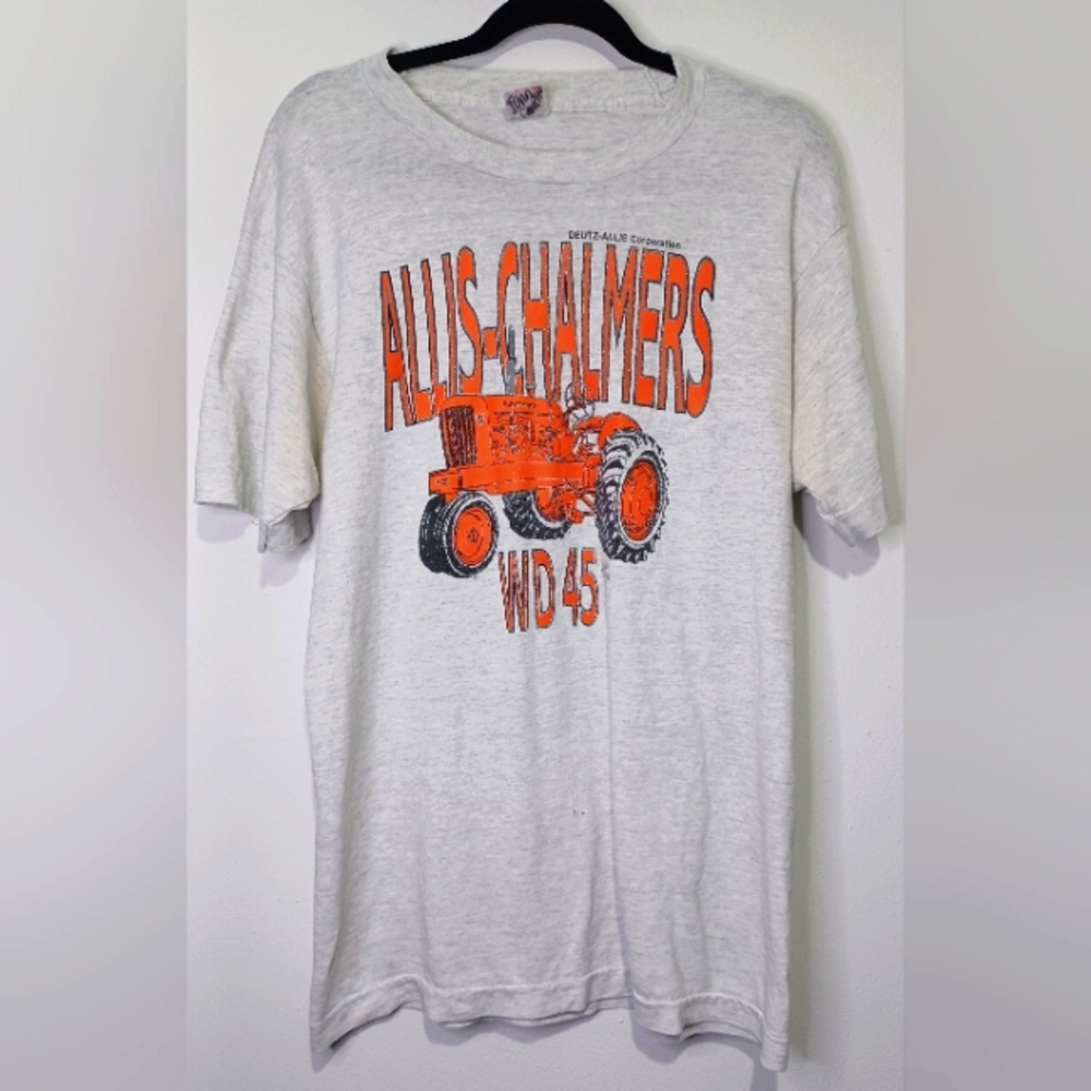 Vintage Allis Chalmers WD-45 Tractor Single Stitch Shirt in Large - Tighter Fit